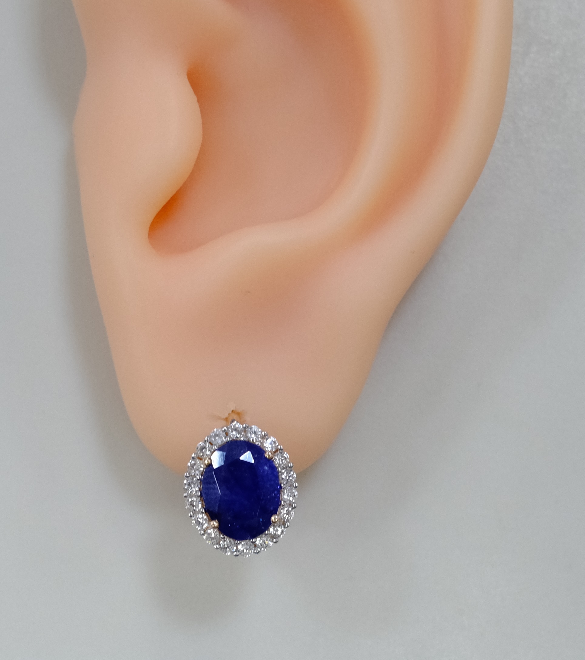 Серебряные серьги с сапфирами